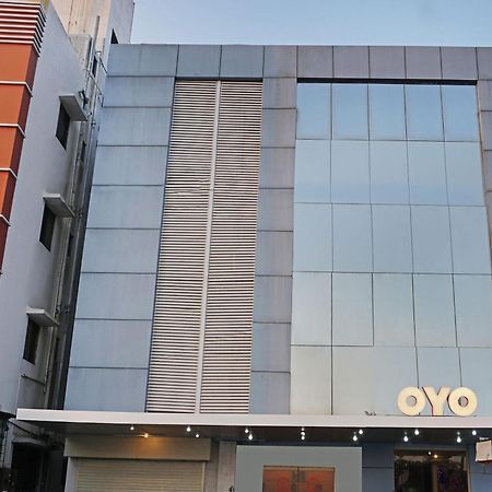 OYO 24551 Hotel Shirdi Sai Inn Esterno foto