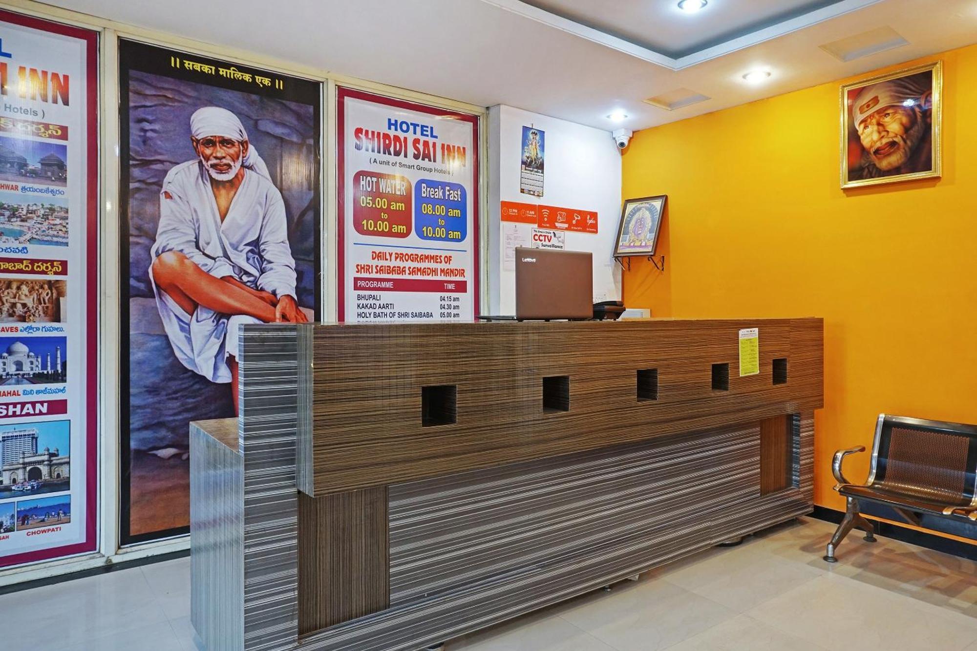OYO 24551 Hotel Shirdi Sai Inn Esterno foto
